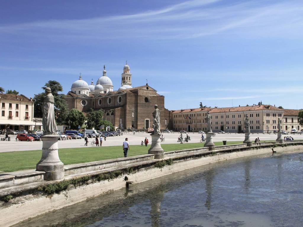 appartamento in affitto a Padova in zona Centro Storico