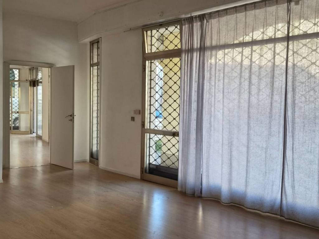 negozio in affitto a Padova in zona Savonarola