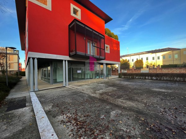 ufficio in affitto a Piazzola sul Brenta