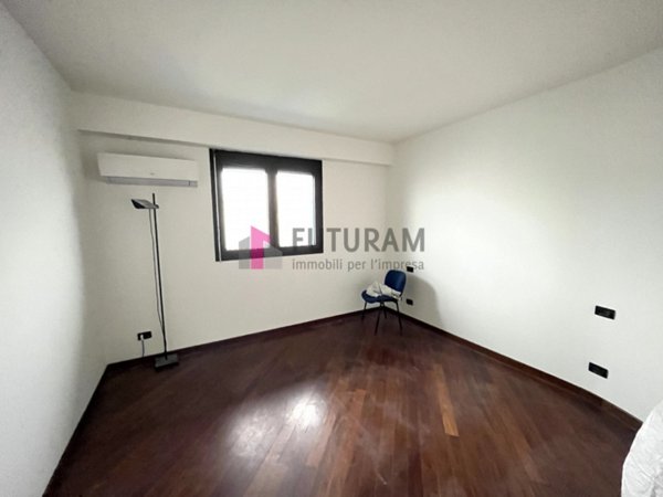 ufficio in affitto a Piazzola sul Brenta