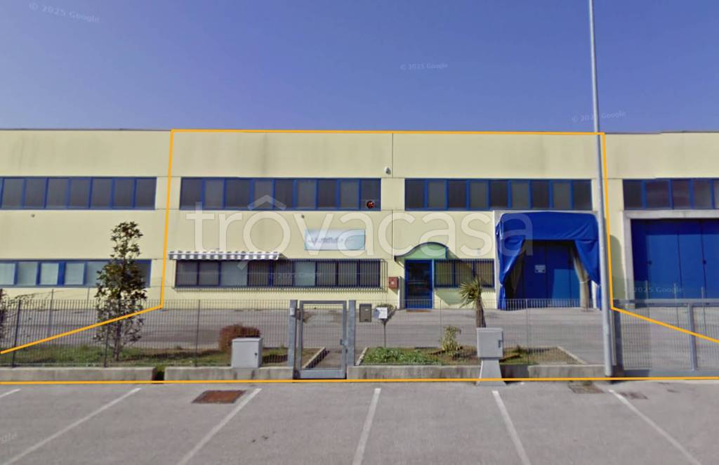 locale commerciale in affitto a Piove di Sacco