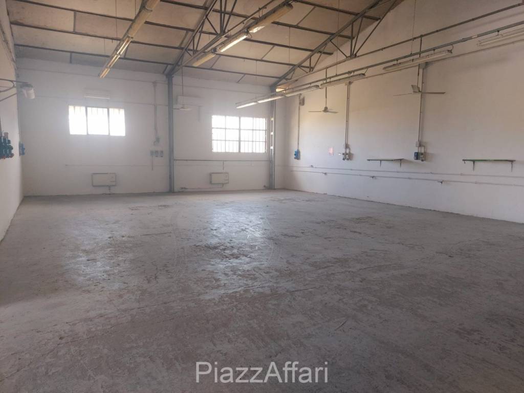 capannone in affitto a Piove di Sacco