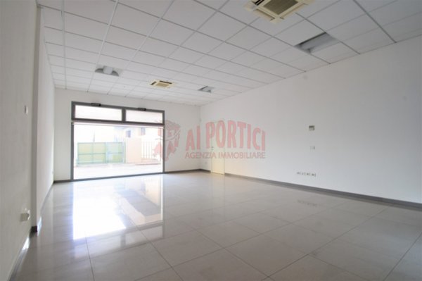 negozio in affitto a Piove di Sacco