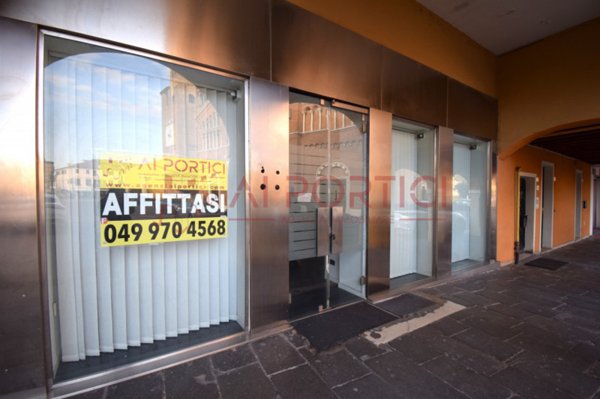 negozio in affitto a Piove di Sacco