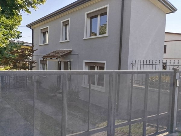 casa indipendente in affitto a Piove di Sacco