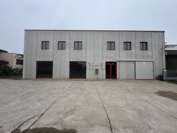 capannone in affitto a Ponso