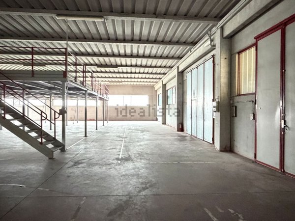 capannone in affitto a Ponso