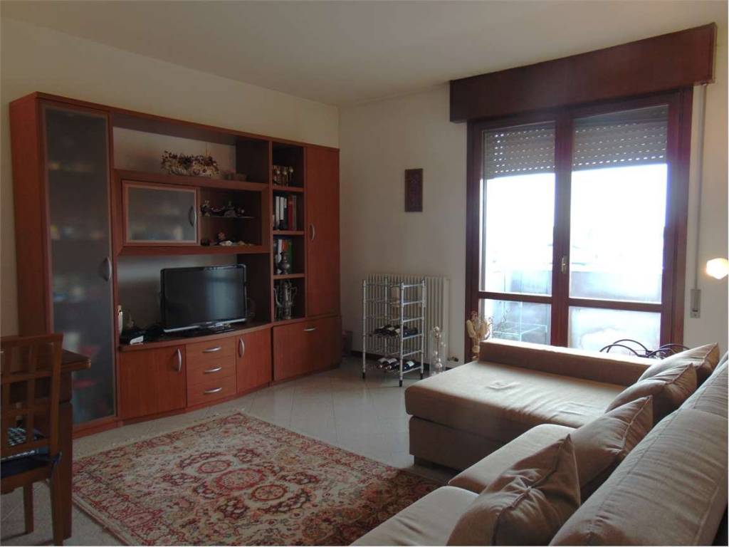 appartamento in affitto a Ponte San Nicolò in zona Roncaglia