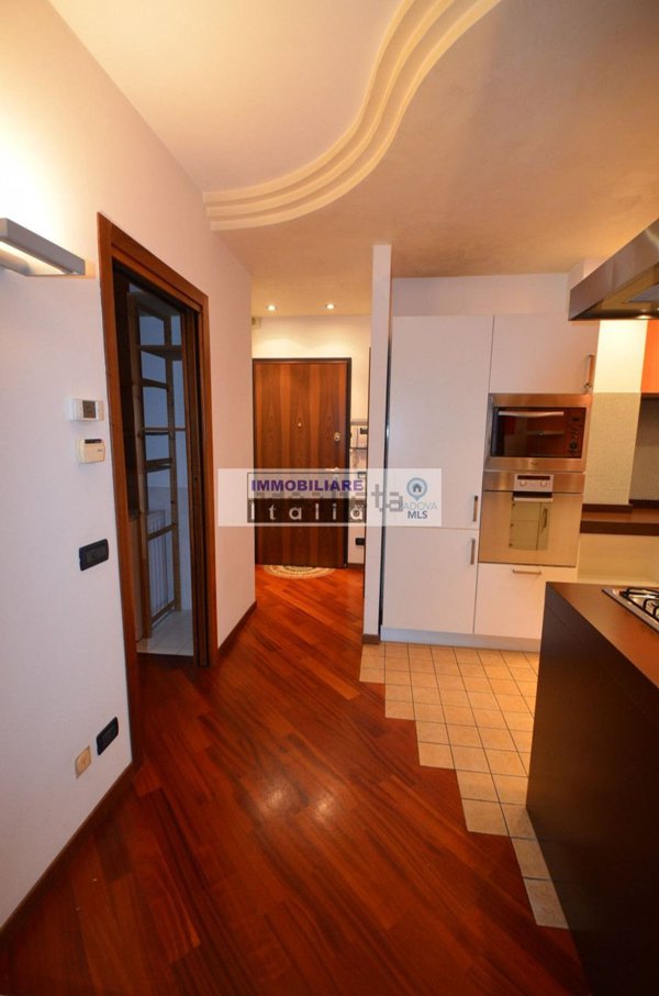 appartamento in affitto a Ponte San Nicolò in zona Roncaglia