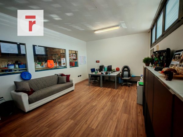 ufficio in affitto a Ponte San Nicolò in zona Roncaglia