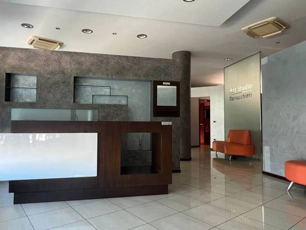 negozio in affitto a Pozzonovo