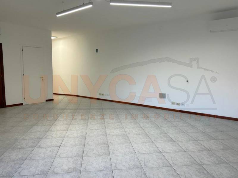 ufficio in affitto a Rubano in zona Sarmeola