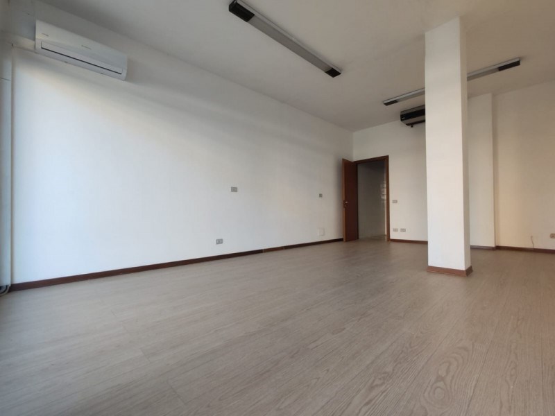 negozio in affitto a Rubano in zona Sarmeola