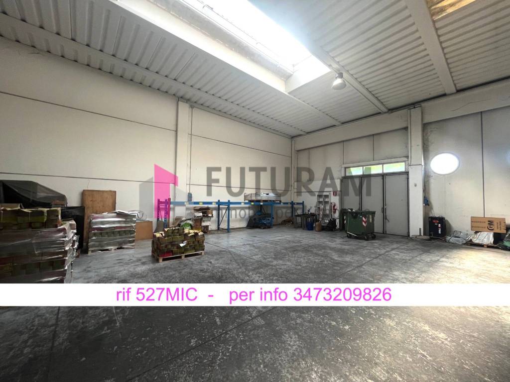 locale commerciale in affitto a Rubano