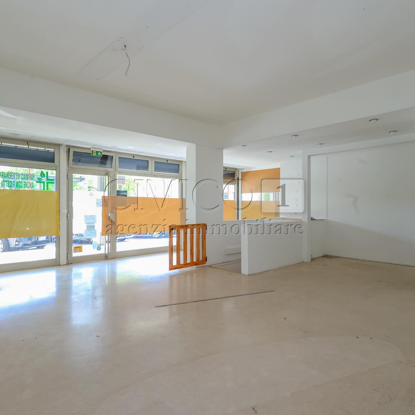 locale commerciale in affitto a Rubano in zona Sarmeola