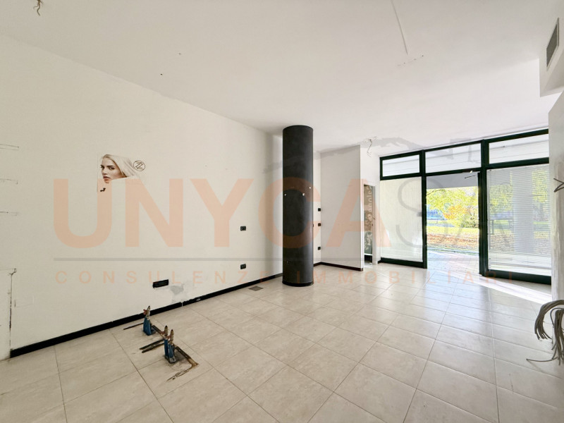 negozio in affitto a Rubano