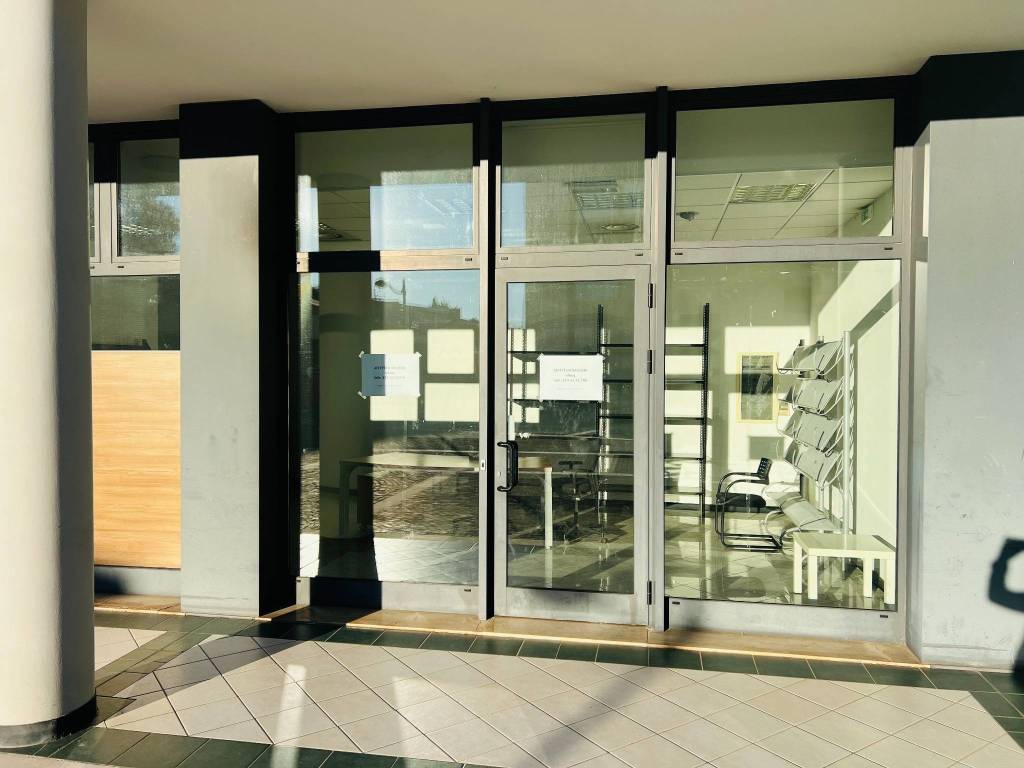 negozio in affitto a Rubano in zona Sarmeola