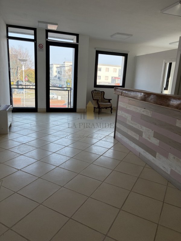 ufficio in affitto a Rubano in zona Sarmeola