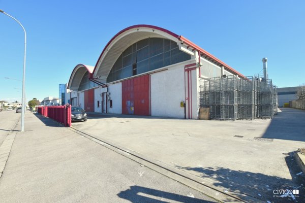 locale di sgombero in affitto a Rubano