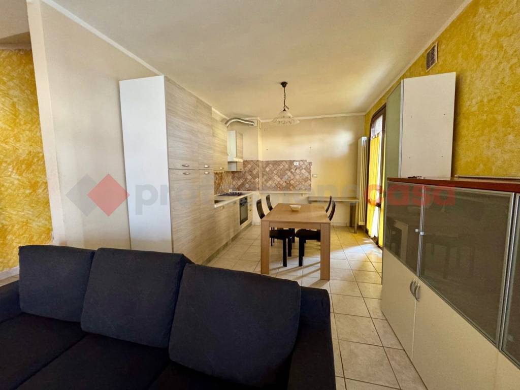 casa indipendente in affitto a San Pietro Viminario