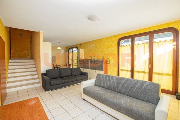 casa indipendente in affitto a San Pietro Viminario
