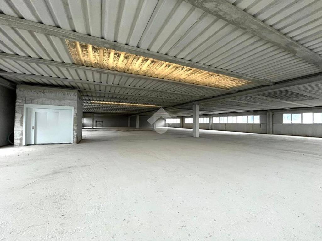 locale commerciale in affitto a Sant'Angelo di Piove di Sacco