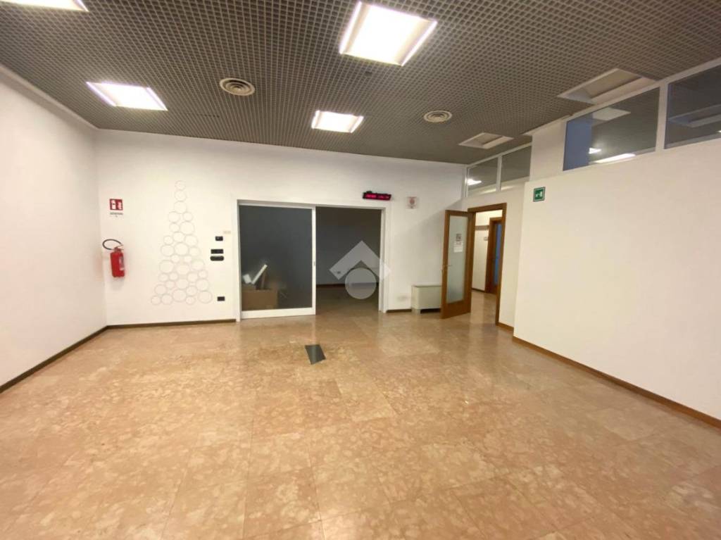 negozio in affitto a Selvazzano Dentro