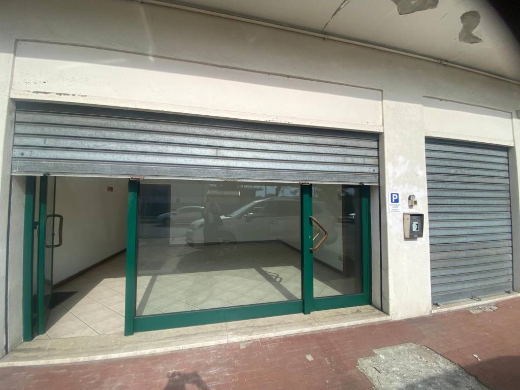 negozio in affitto a Selvazzano Dentro