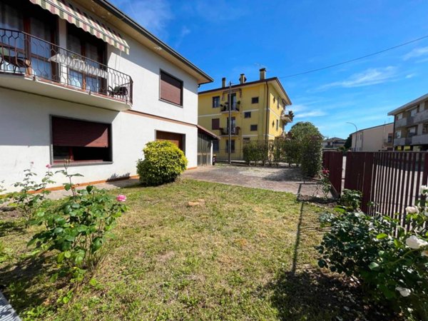 appartamento in affitto a Selvazzano Dentro in zona San Domenico