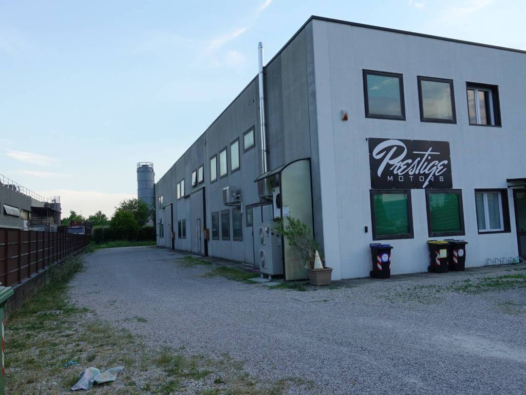 ufficio in affitto a Selvazzano Dentro in zona Caselle