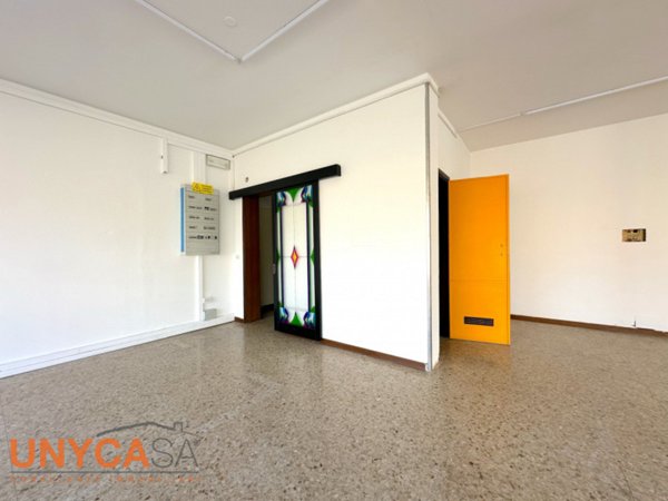 negozio in affitto a Selvazzano Dentro in zona Caselle