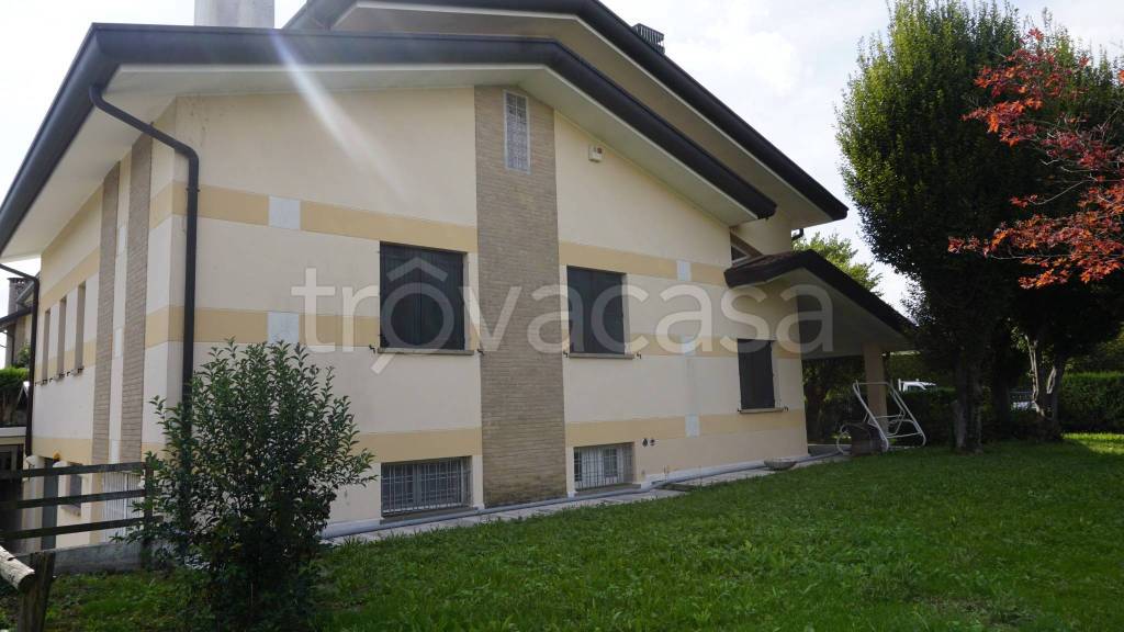 casa indipendente in affitto a Selvazzano Dentro in zona San Domenico