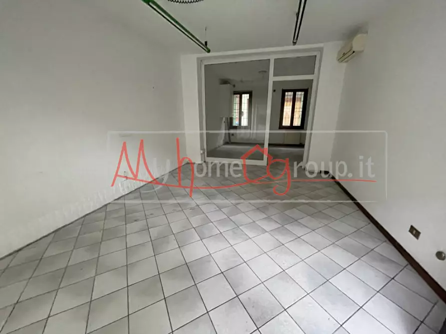 negozio in affitto a Selvazzano Dentro in zona Tencarola