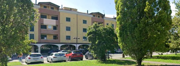 negozio in affitto a Selvazzano Dentro in zona Tencarola