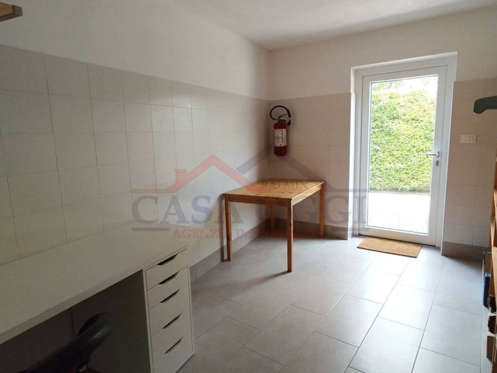 locale commerciale in affitto a Teolo