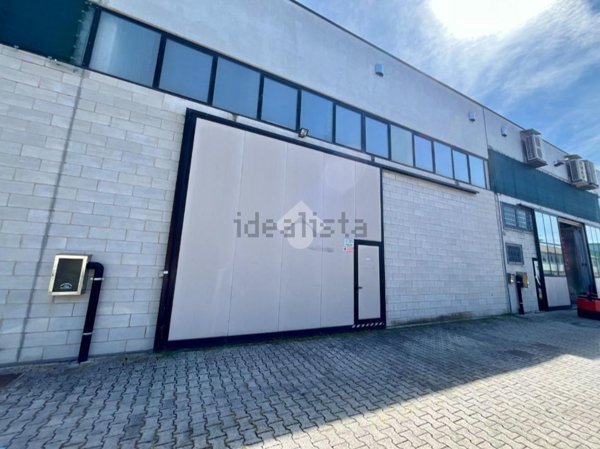 locale commerciale in affitto a Tombolo