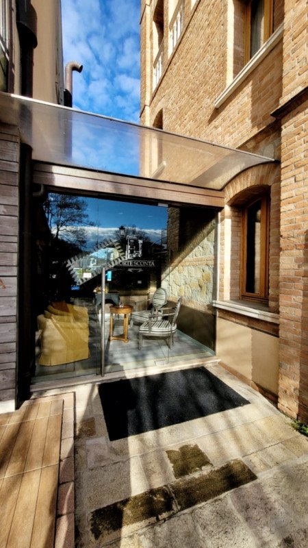 negozio in affitto a Torreglia