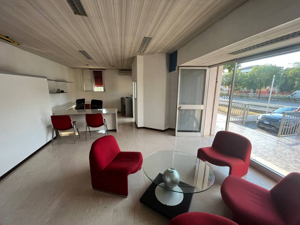 negozio in affitto a Trebaseleghe