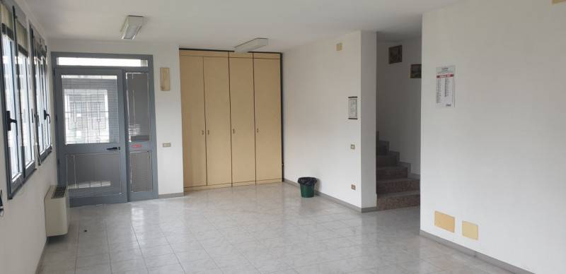 ufficio in affitto a Vigodarzere in zona Saletto