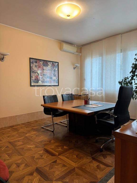 ufficio in affitto a Vigodarzere