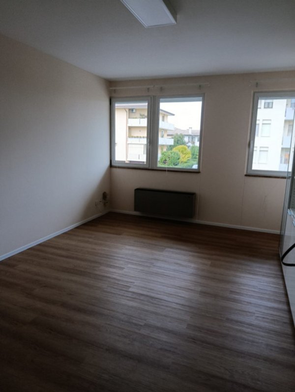 ufficio in affitto a Vigonza in zona Peraga