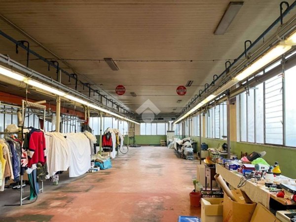 locale commerciale in affitto a Vigonza