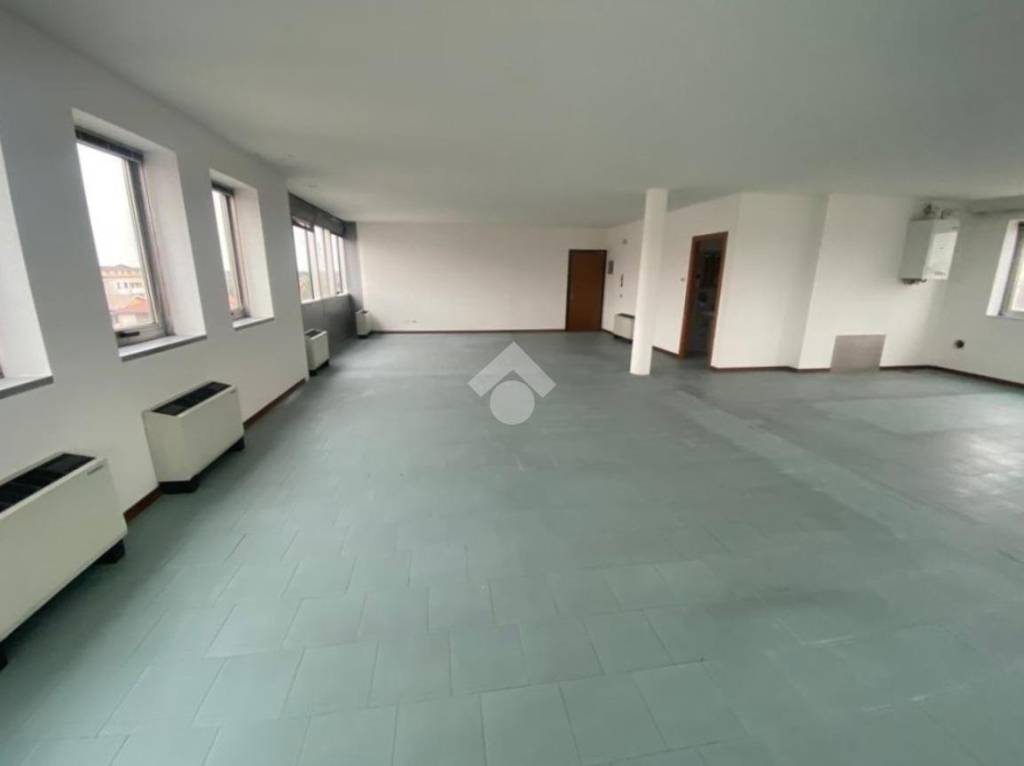 ufficio in affitto a Vigonza in zona Perarolo