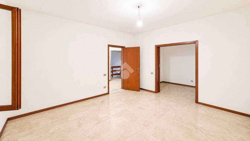 ufficio in affitto a Villa del Conte