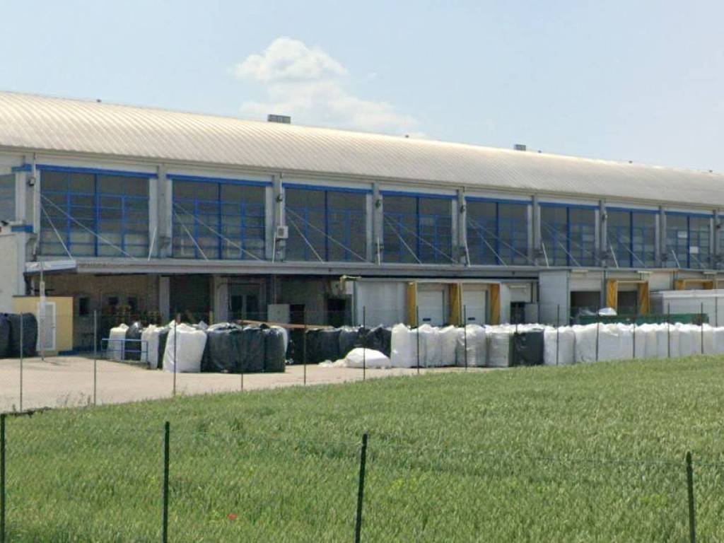 locale commerciale in affitto a Villafranca Padovana