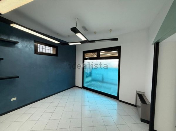 negozio in affitto a Villafranca Padovana