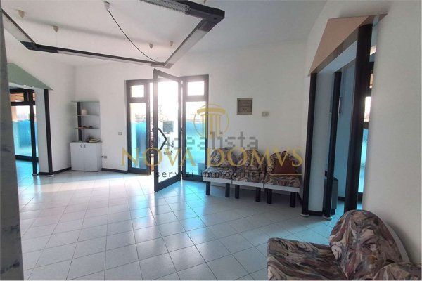 locale commerciale in affitto a Villafranca Padovana