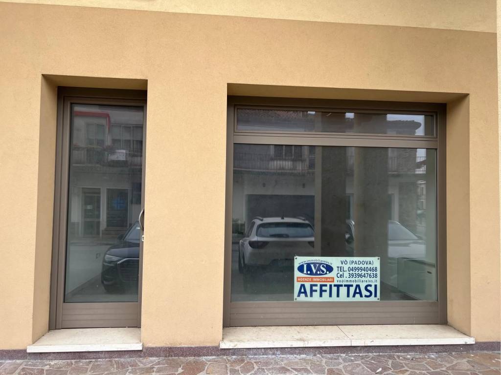 negozio in affitto a Vo'
