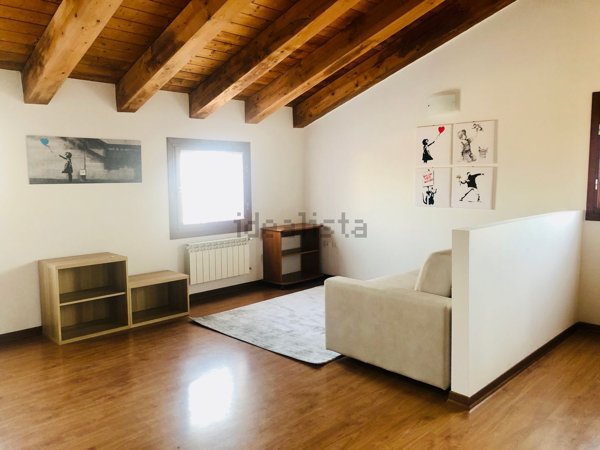 appartamento in affitto a Due Carrare in zona Mezzavia