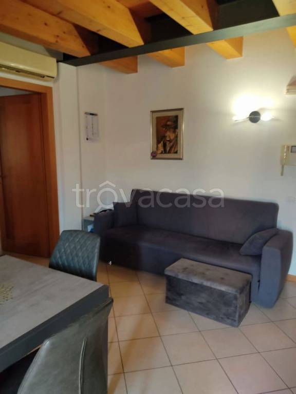 appartamento in affitto ad Adria